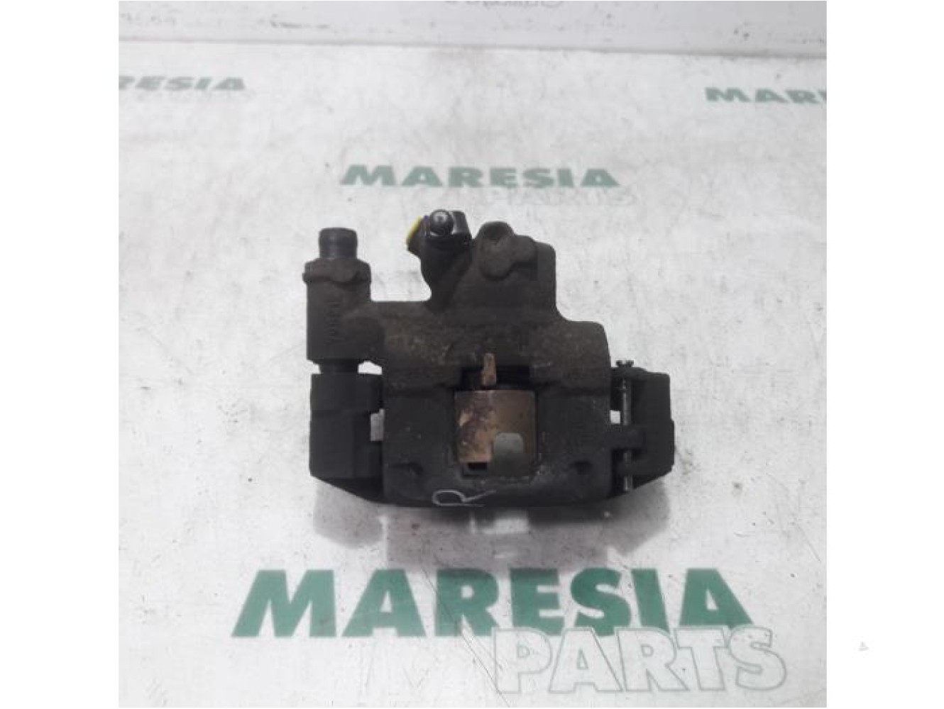 Fiat - Panda - Front brake calliper, right