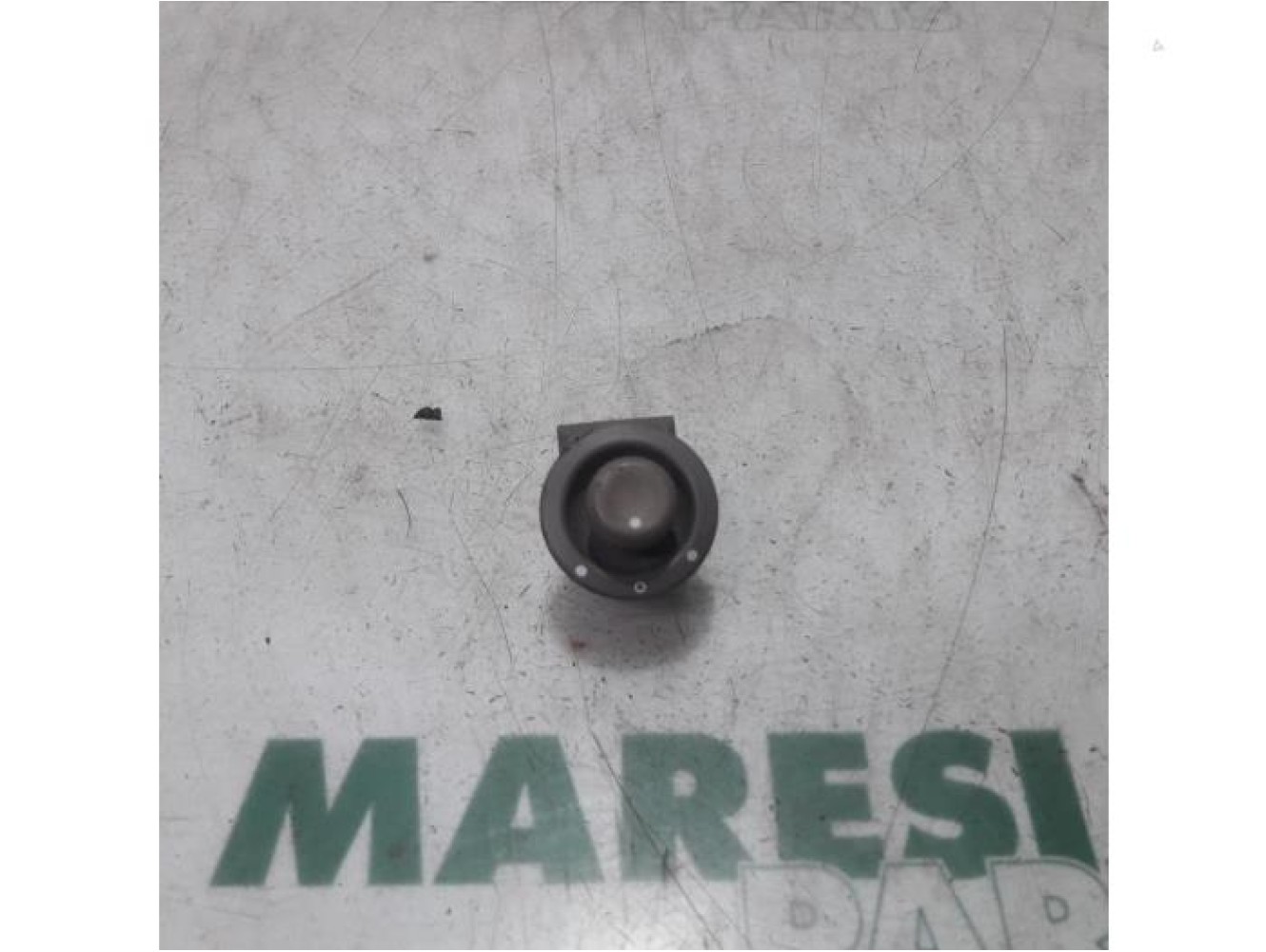 Renault - Twingo - Mirror switch