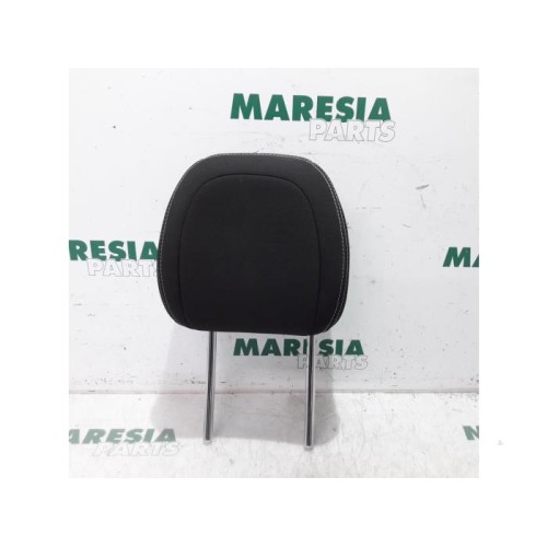 Citroen - C4 - Headrest
