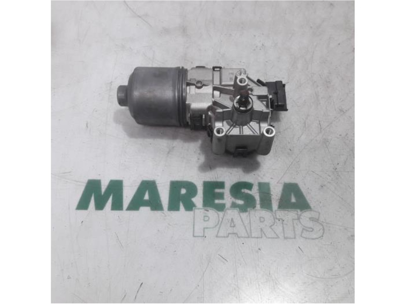 Peugeot - 208 - Front wiper motor