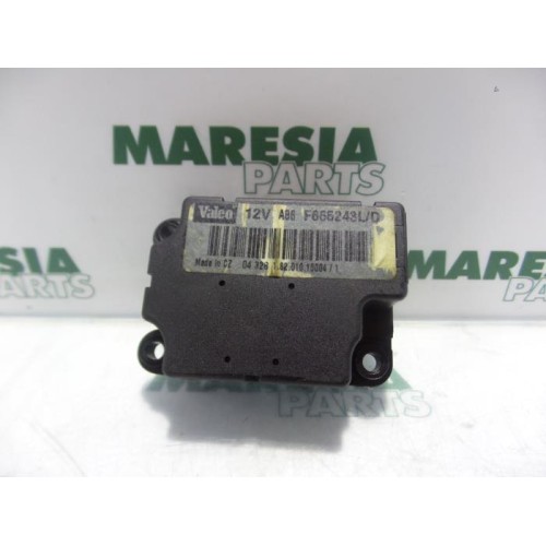 Renault - Megane Scenic - Heater valve motor