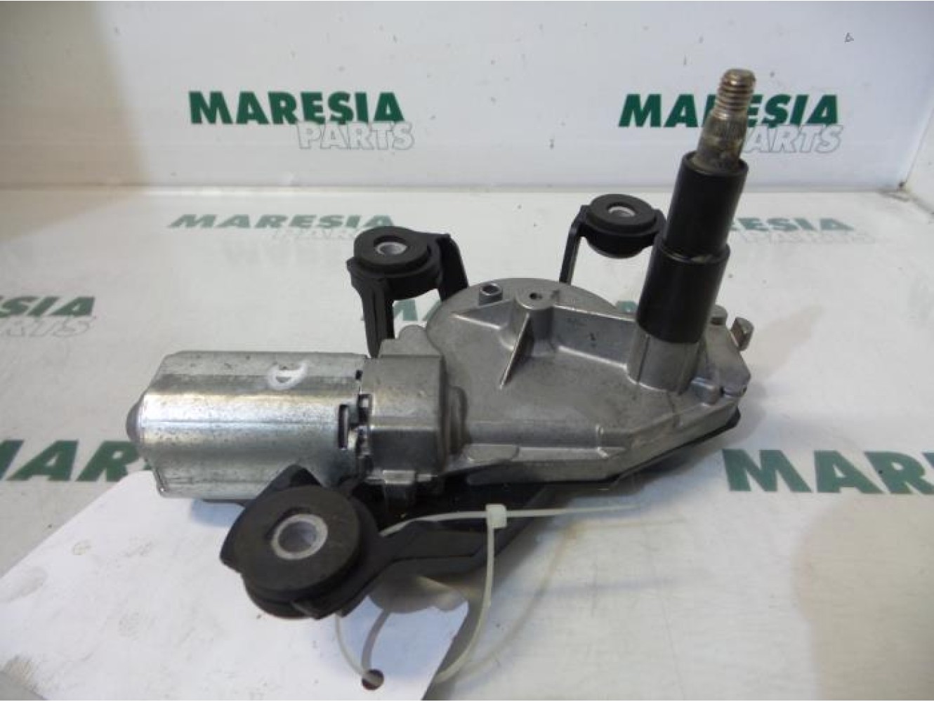Renault - Megane - Rear wiper motor