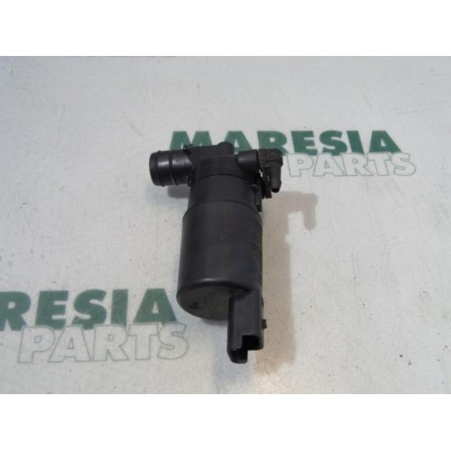 Citroen - C1 - Windscreen washer pump