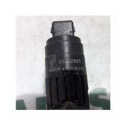 Fiat - Punto - Windscreen washer pump
