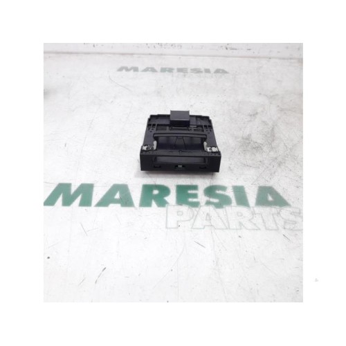Renault - Scenic - Card reader (lock)
