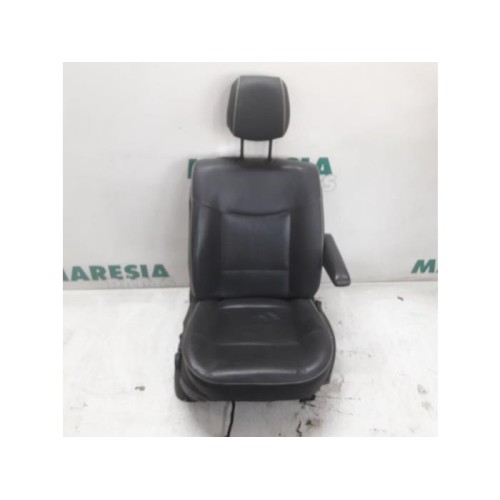 Renault - Espace - Seat, right