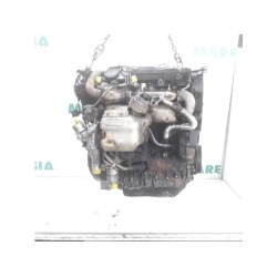 Peugeot - 607 - Engine