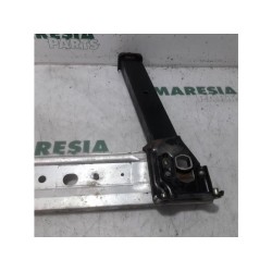 Renault - Megane - Radiator bar
