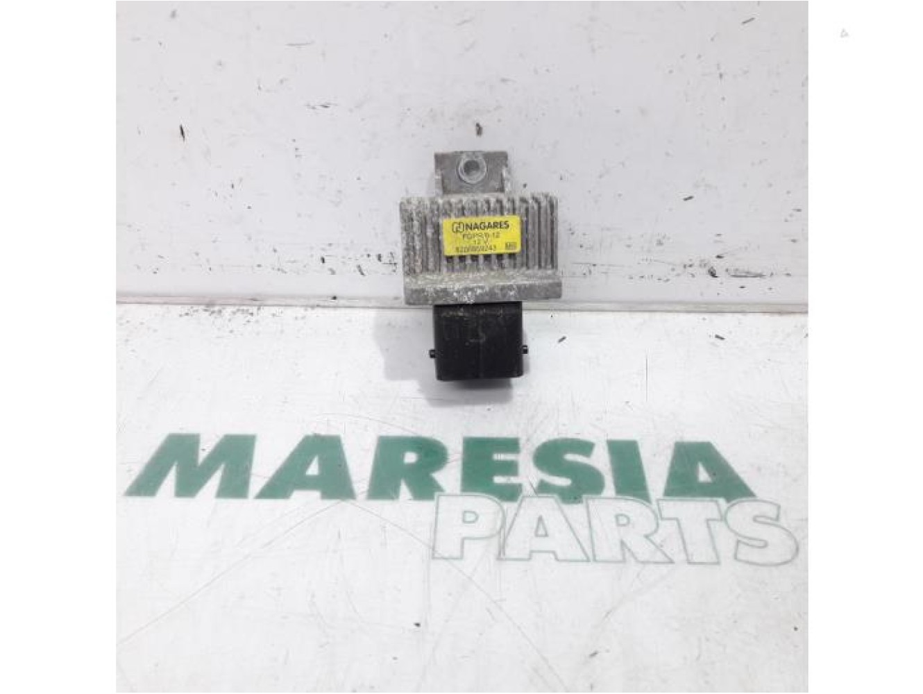 Renault - Megane - Glow plug relay