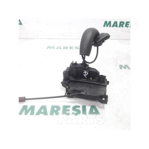 Renault - Megane - Front door lock mechanism 4-door, right