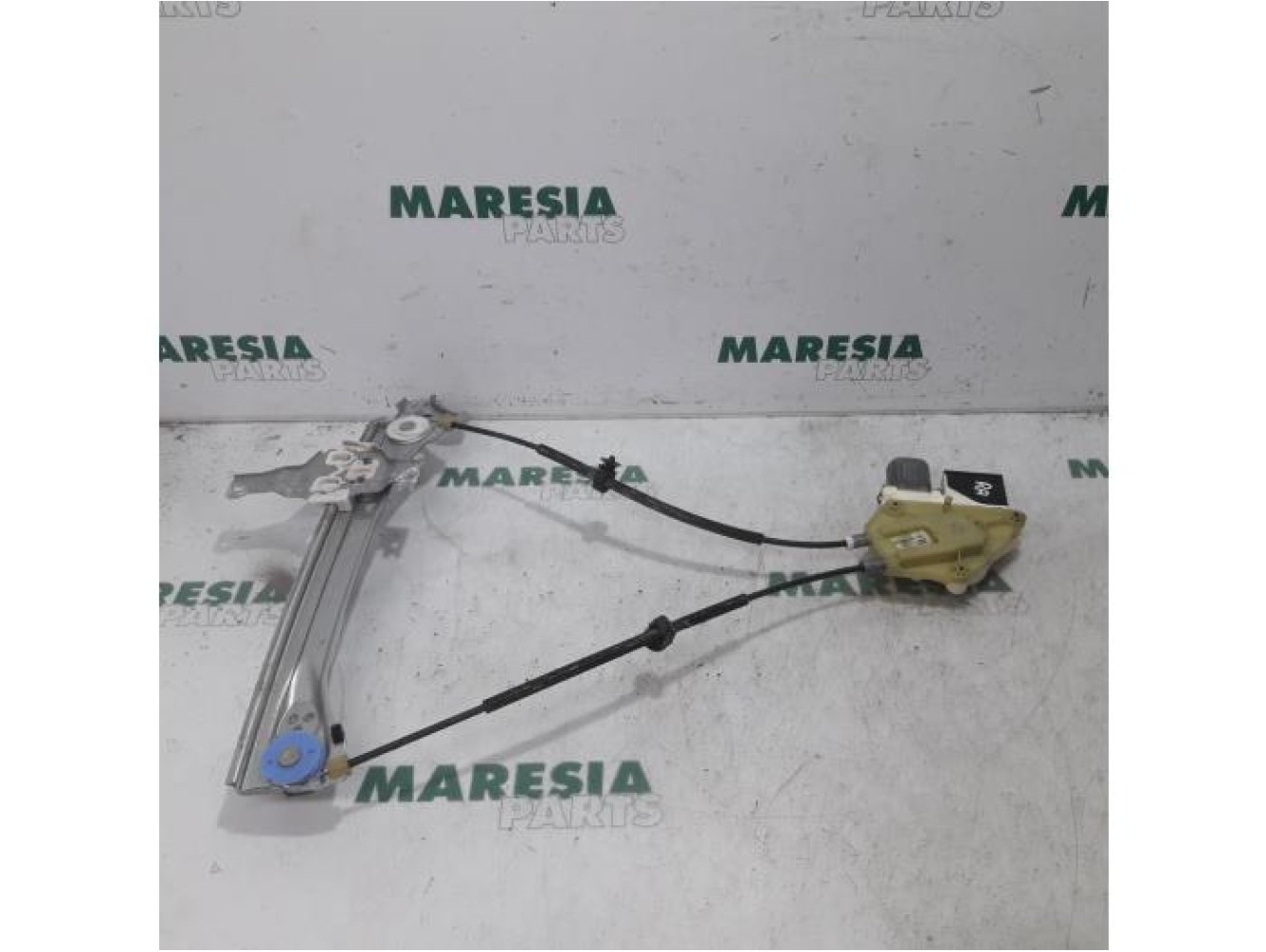 Renault - Megane - Rear door window mechanism 4-door, right