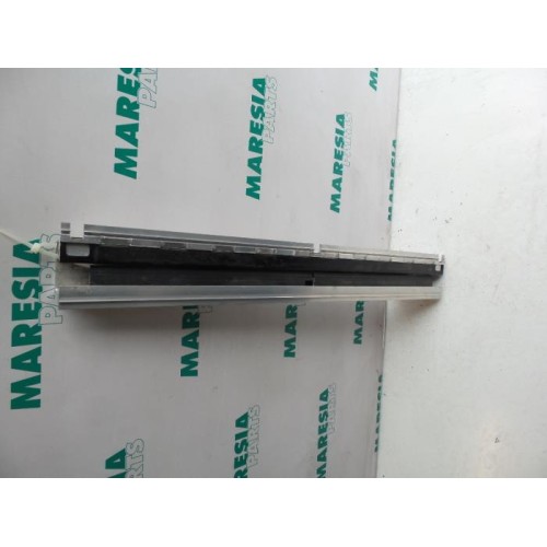 Fiat - Ulysse - Seat rails, left