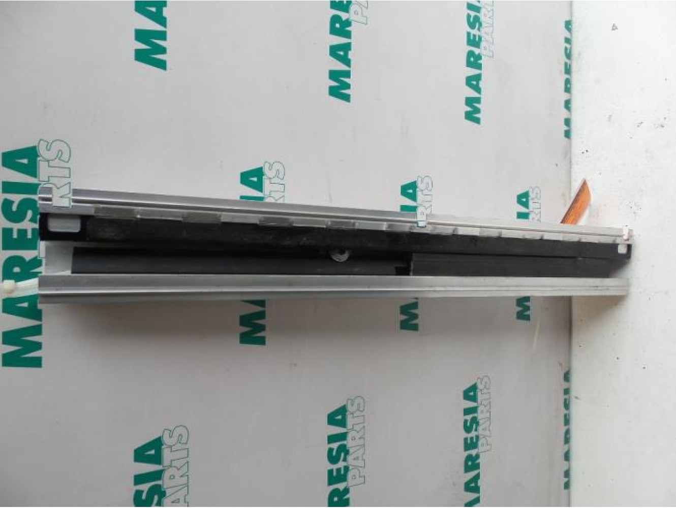 Fiat - Ulysse - Seat rails, left