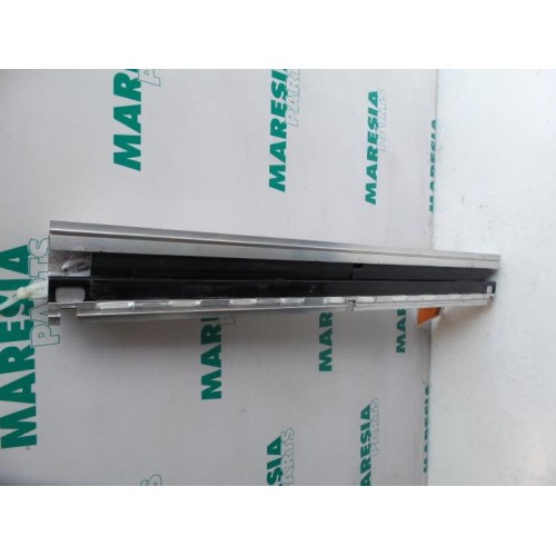 Fiat - Ulysse - Seat rails, left
