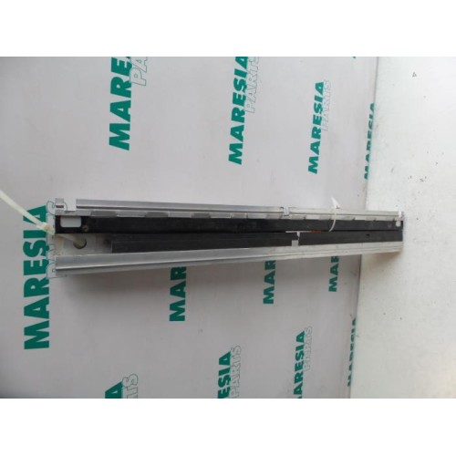 Fiat - Ulysse - Seat rails, right
