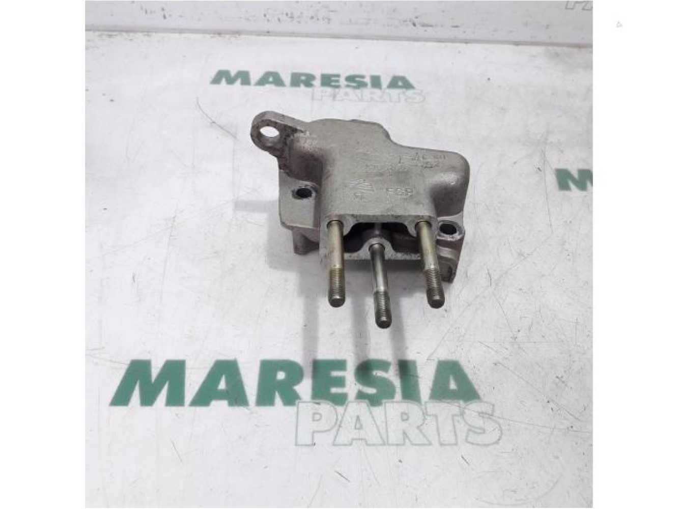 Fiat - Panda - Engine mount