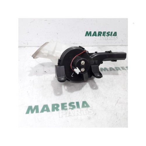 Citroen - C4 Picasso - Heating and ventilation fan motor