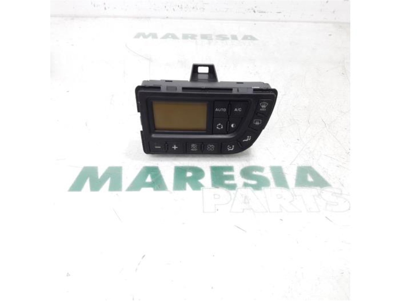 Citroen - C4 Picasso - Heater control panel