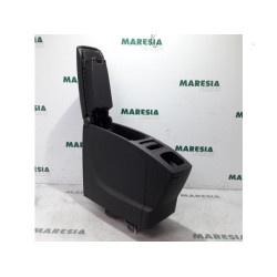 Renault - Scenic - Armrest