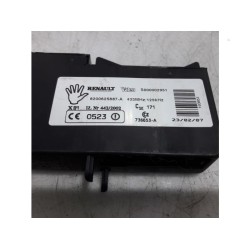 Renault - Espace - Card reader (lock)