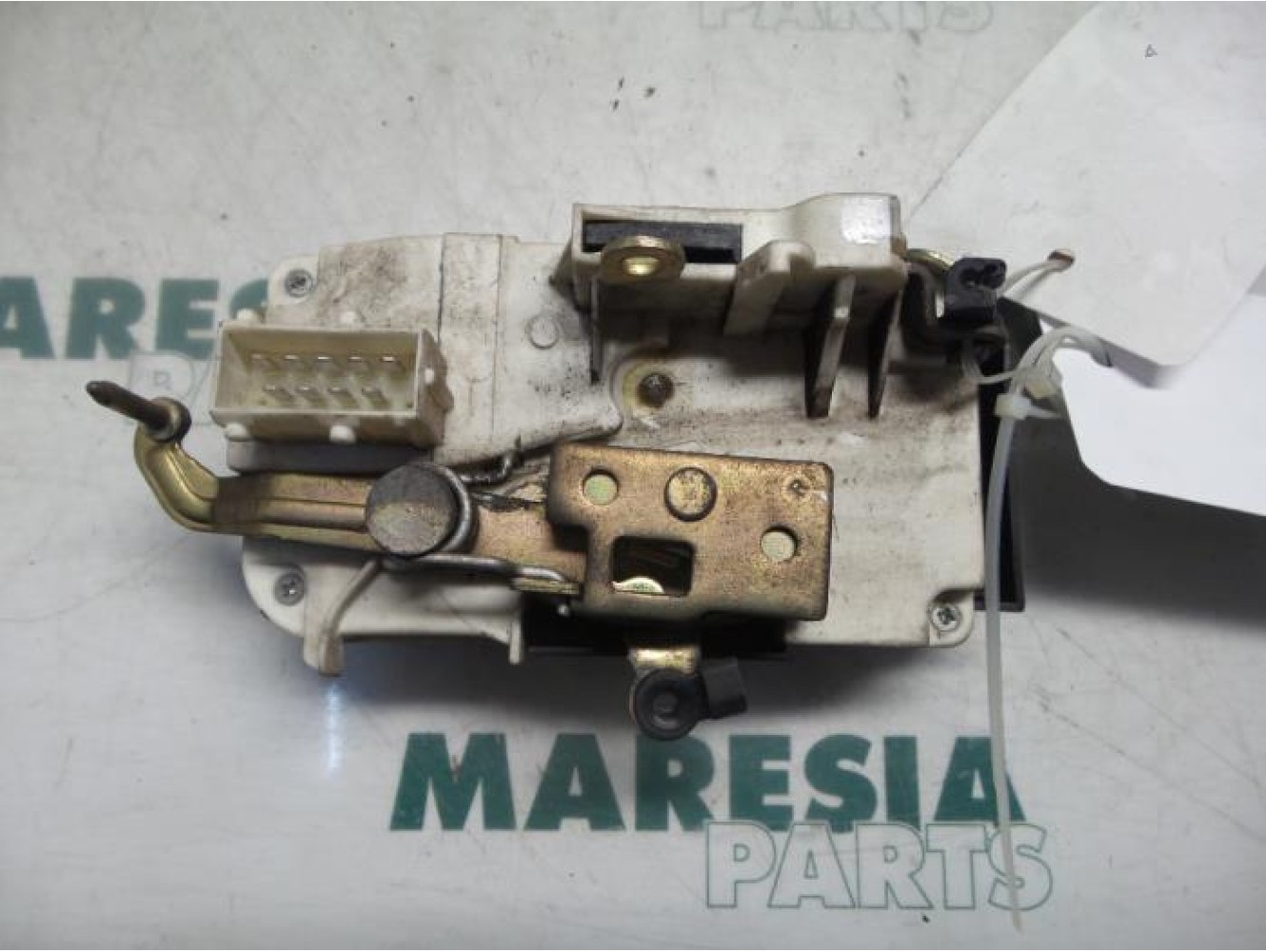 Fiat - Ulysse - Front door lock mechanism 4-door, right
