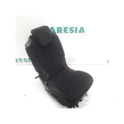 Citroen - C4 Picasso - Rear seat