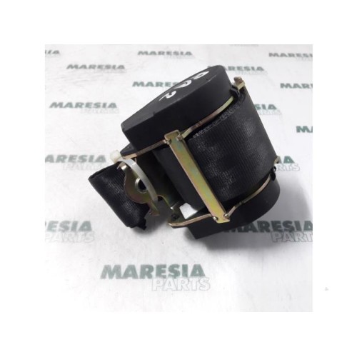 Fiat - Ulysse - Rear seatbelt, right