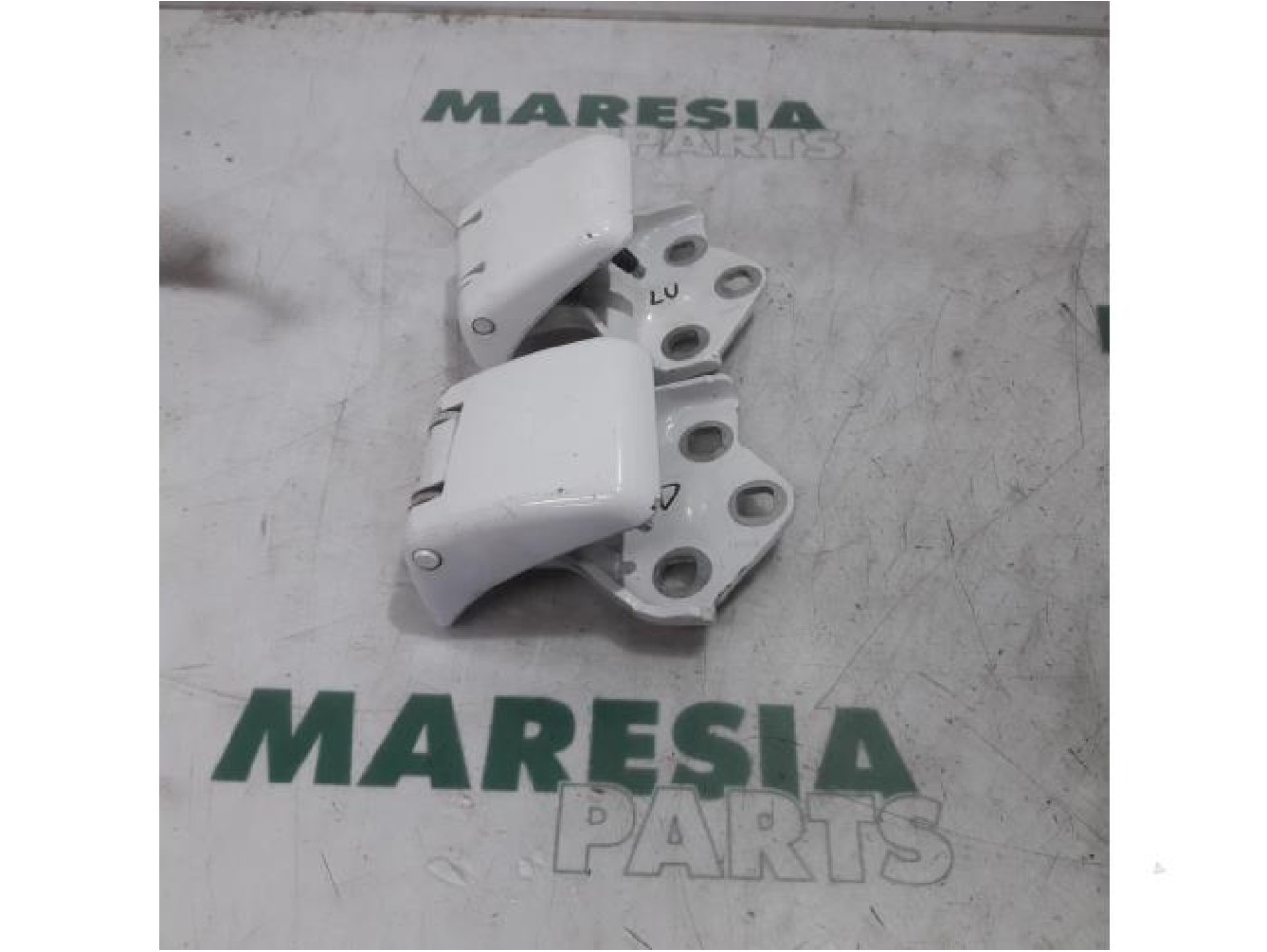 Citroen - Jumpy - Rear door hinge, left