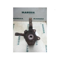 Renault - Kangoo - Fusee links-voor