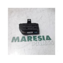 Citroen - C4 Picasso - Panneau de commandes chauffage