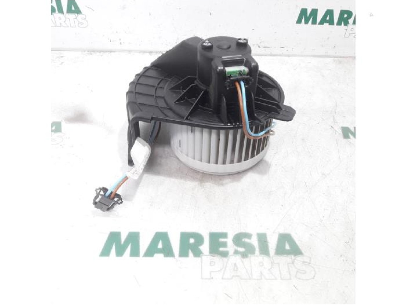 Renault - Master - Heating and ventilation fan motor