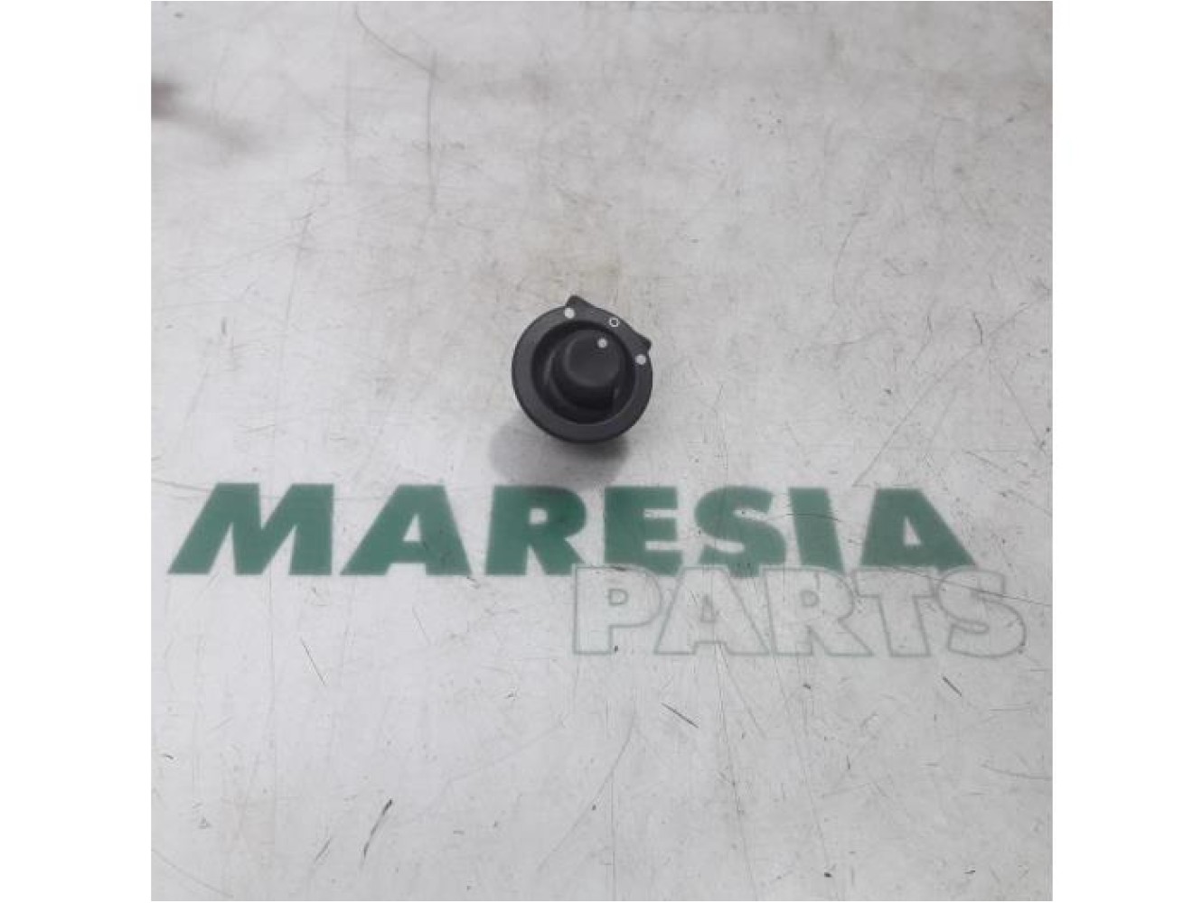 Renault - Master - Mirror switch