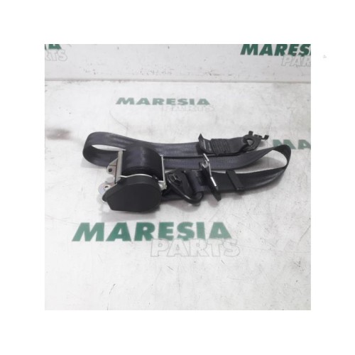 Renault - Master - Front seatbelt, right