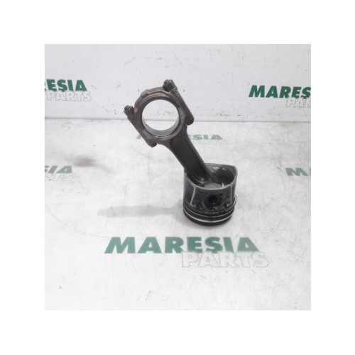 Citroen - C4 Picasso - Piston