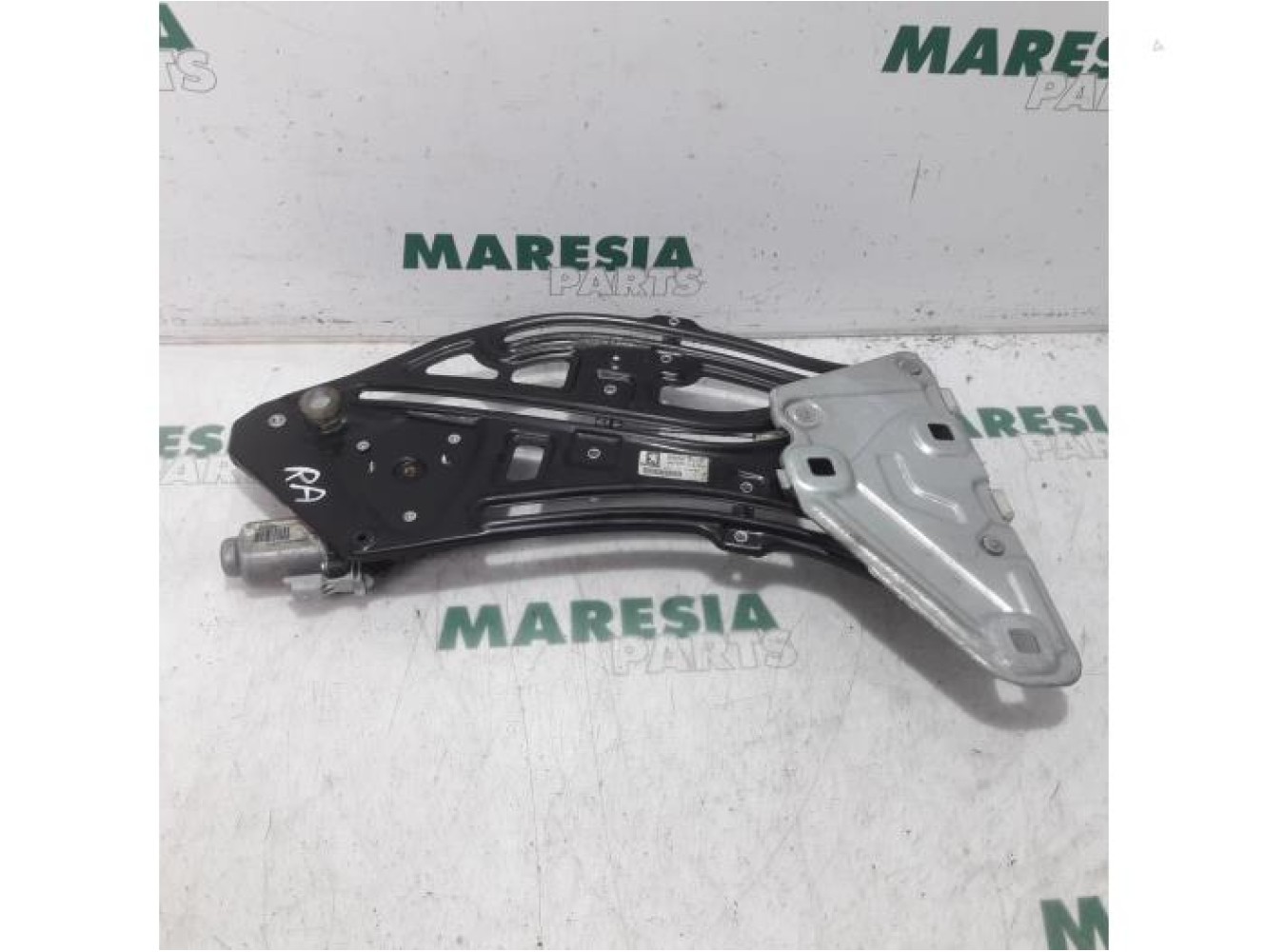 Peugeot - 207 - Rear window mechanism 2-door, right