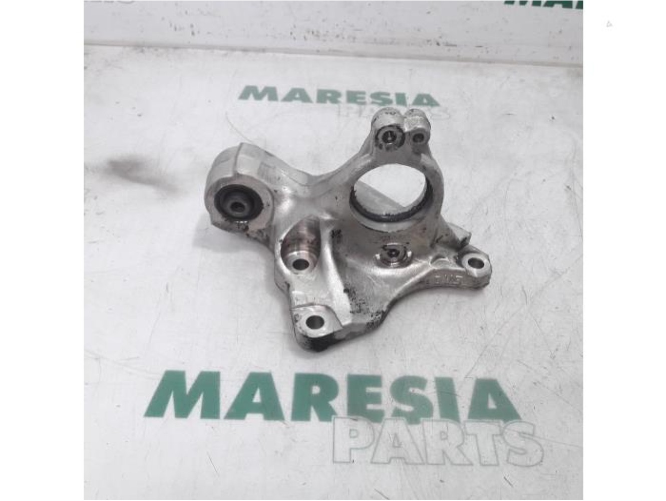 Citroen - C4 Picasso - Engine mount