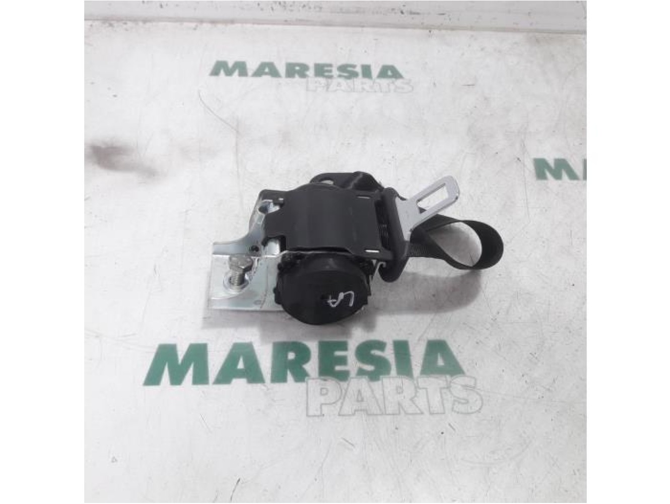 Alfa Romeo - 159 - Rear seatbelt, left