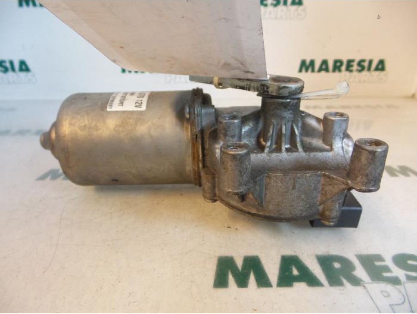 Fiat - Punto - Front wiper motor