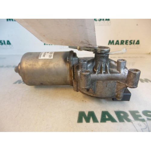 Fiat - Punto - Front wiper motor