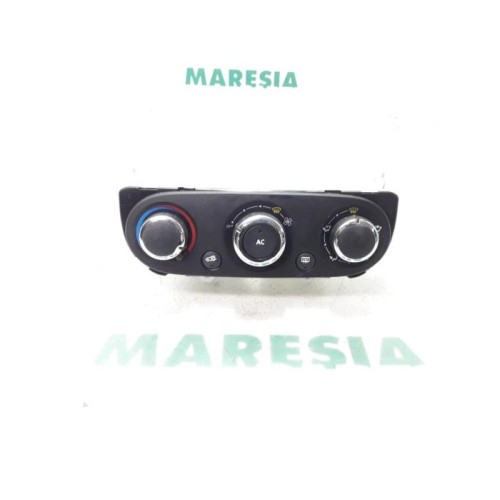 Renault - Clio - Heater control panel