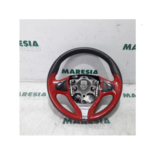 Renault - Clio - Steering wheel
