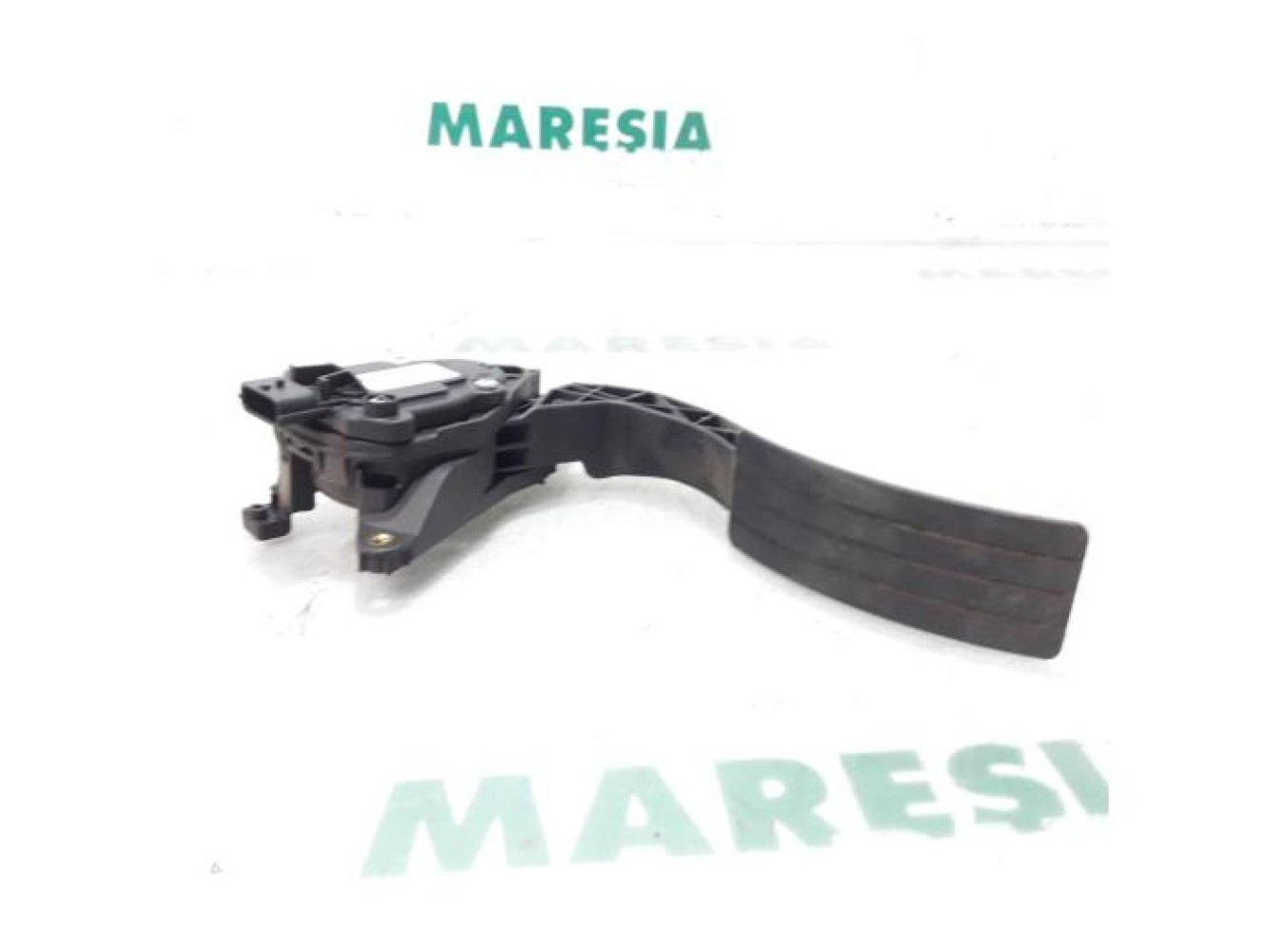 Renault - Clio - Throttle pedal position sensor