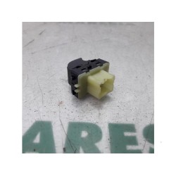 Renault - Clio - Multi-functional window switch