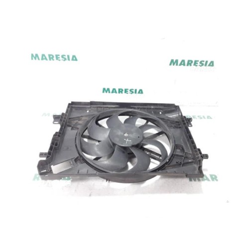Renault - Clio - Fan motor