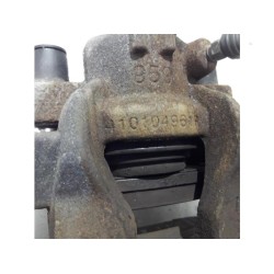 Renault - Clio - Front brake calliper, left