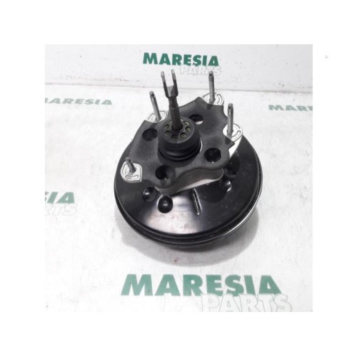 Renault - Clio - Brake servo