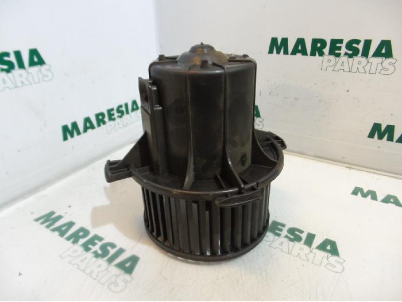 Peugeot - 307 - Heating and ventilation fan motor