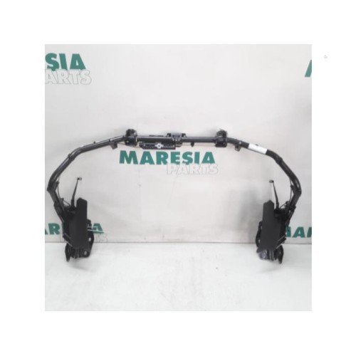 Peugeot - 307 - Convertible top hinge
