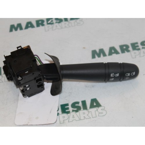 Renault - Clio - Indicator switch