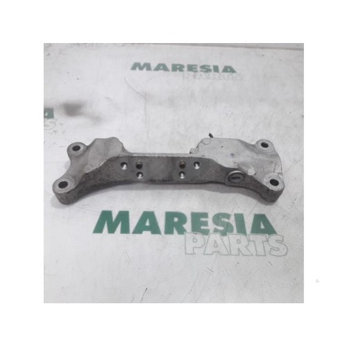 Peugeot - 207 - Support moteur